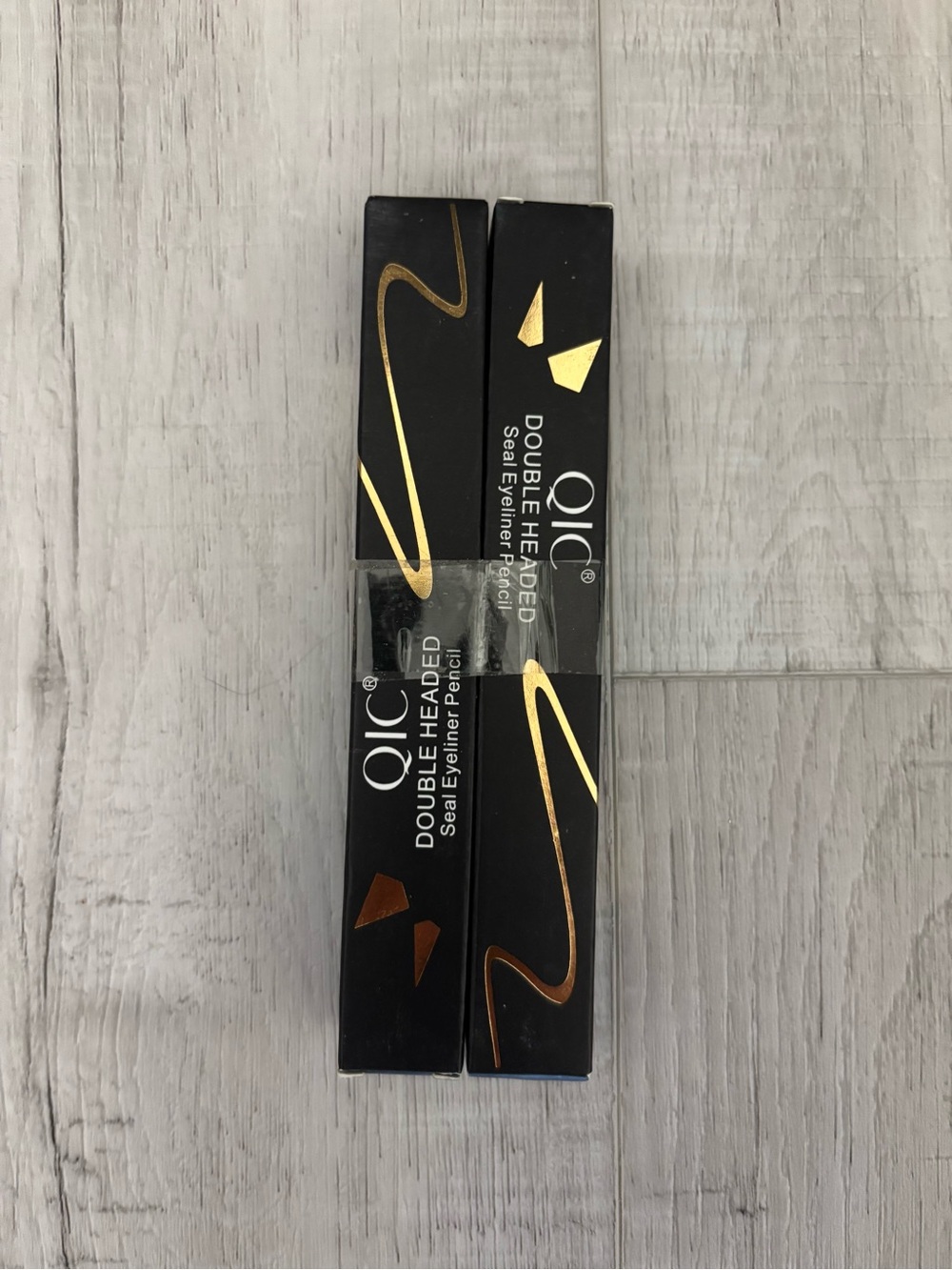 2 Pc Winged Eyeliner Stamp & Seal Eyeliner Pencil Set Black